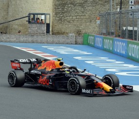 开云官方app入口-红牛二队绝杀梅赛德斯，佩雷兹点燃赛场