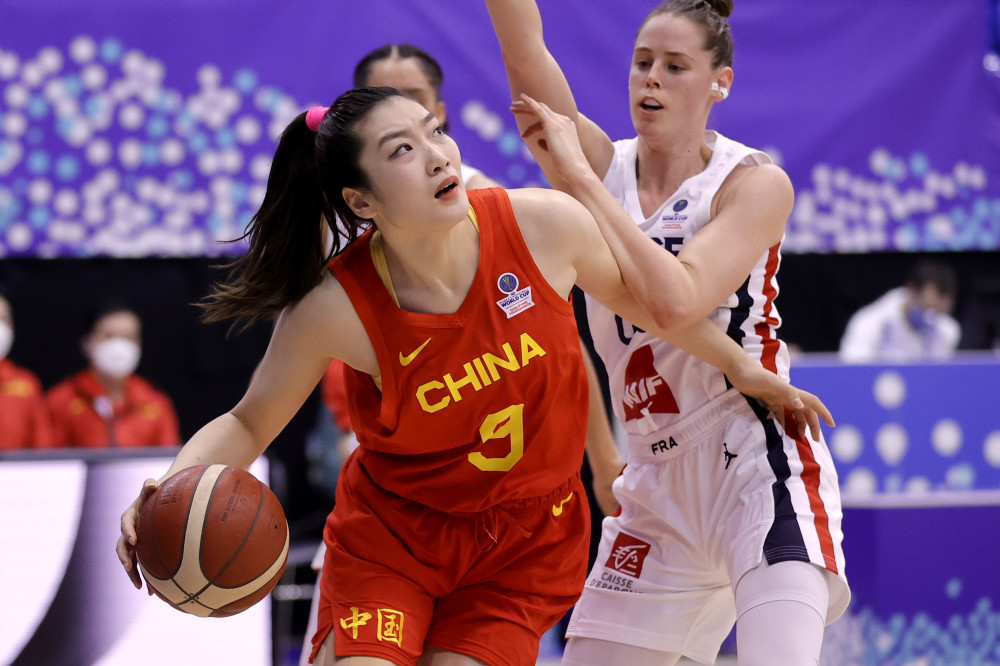 中国队碾压葡萄牙队,马龙统治全场 中国队碾压葡萄牙队,马龙统治全场