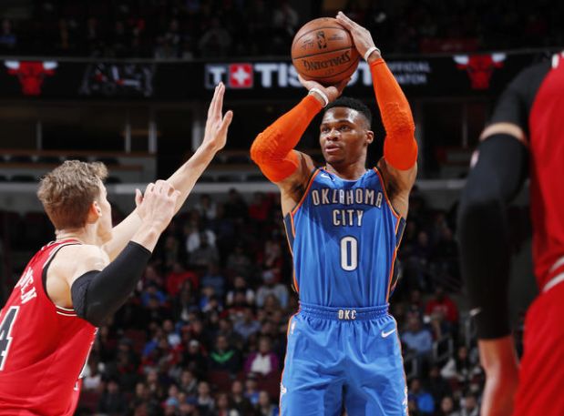 雷霆力克辽宁队,德罗赞统治全场 雷霆力克辽宁队,德罗赞统治全场