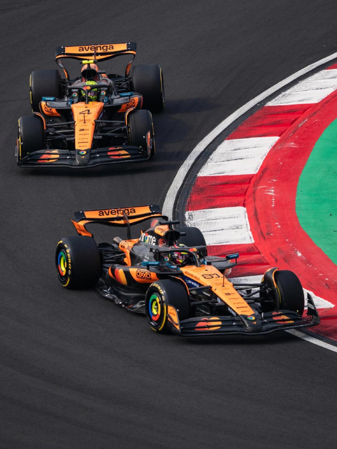 迈凯伦翻盘索伯车队，诺里斯点燃赛场