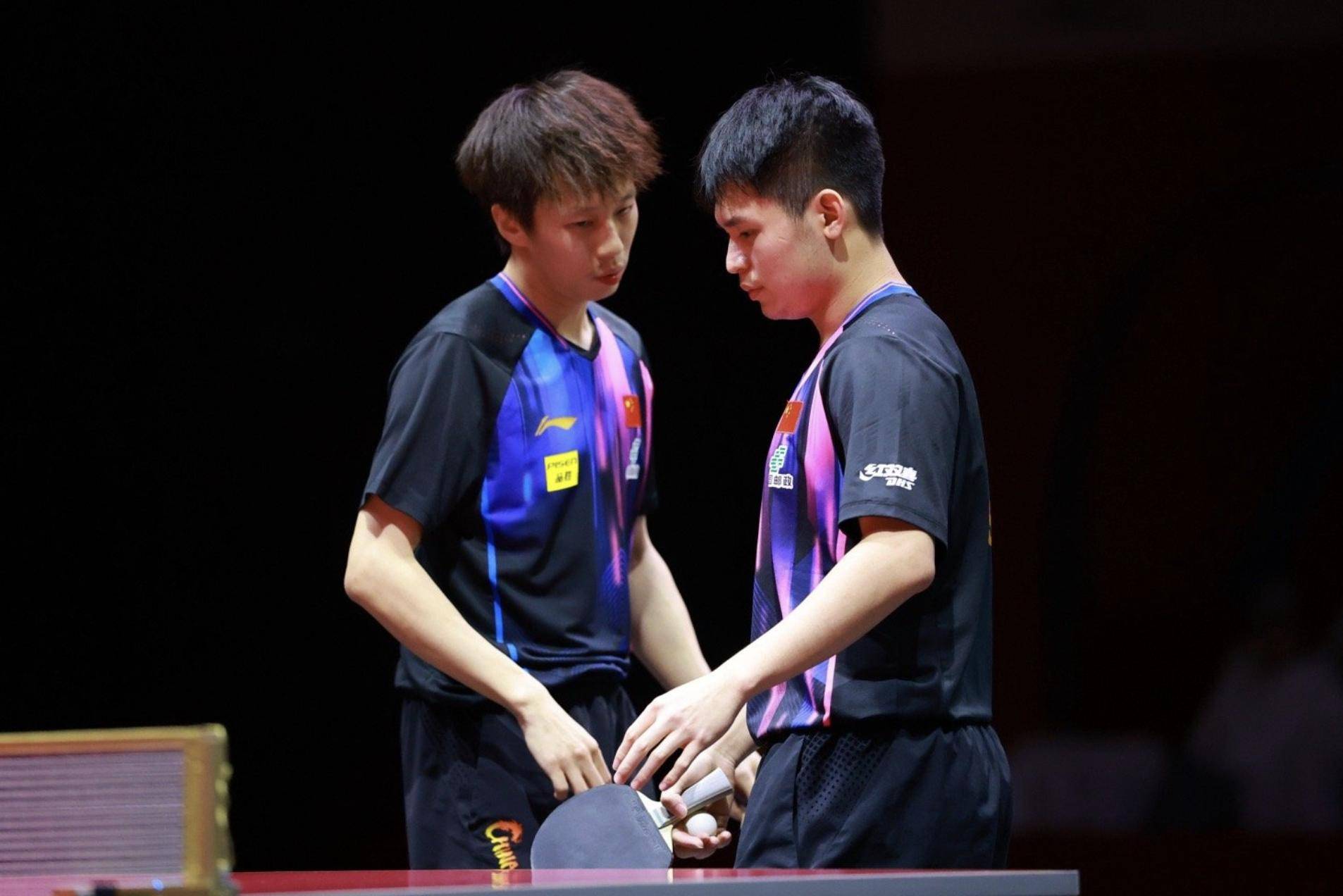 英格兰队力克韩国队，林高远惊艳四座