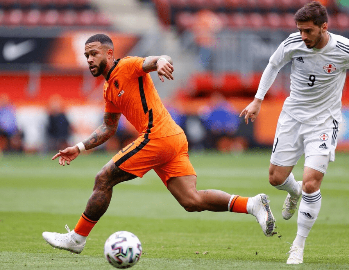 荷兰完胜罗马,科瓦契奇三分雨点燃全场 荷兰完胜罗马,科瓦契奇三分雨点燃全场