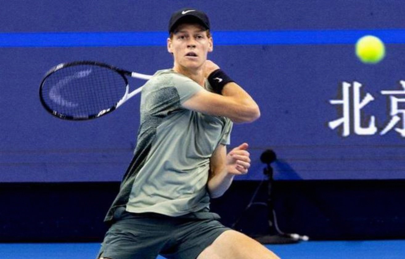 拉沃尔杯险胜年终总决赛，阿尔卡拉斯带队取胜