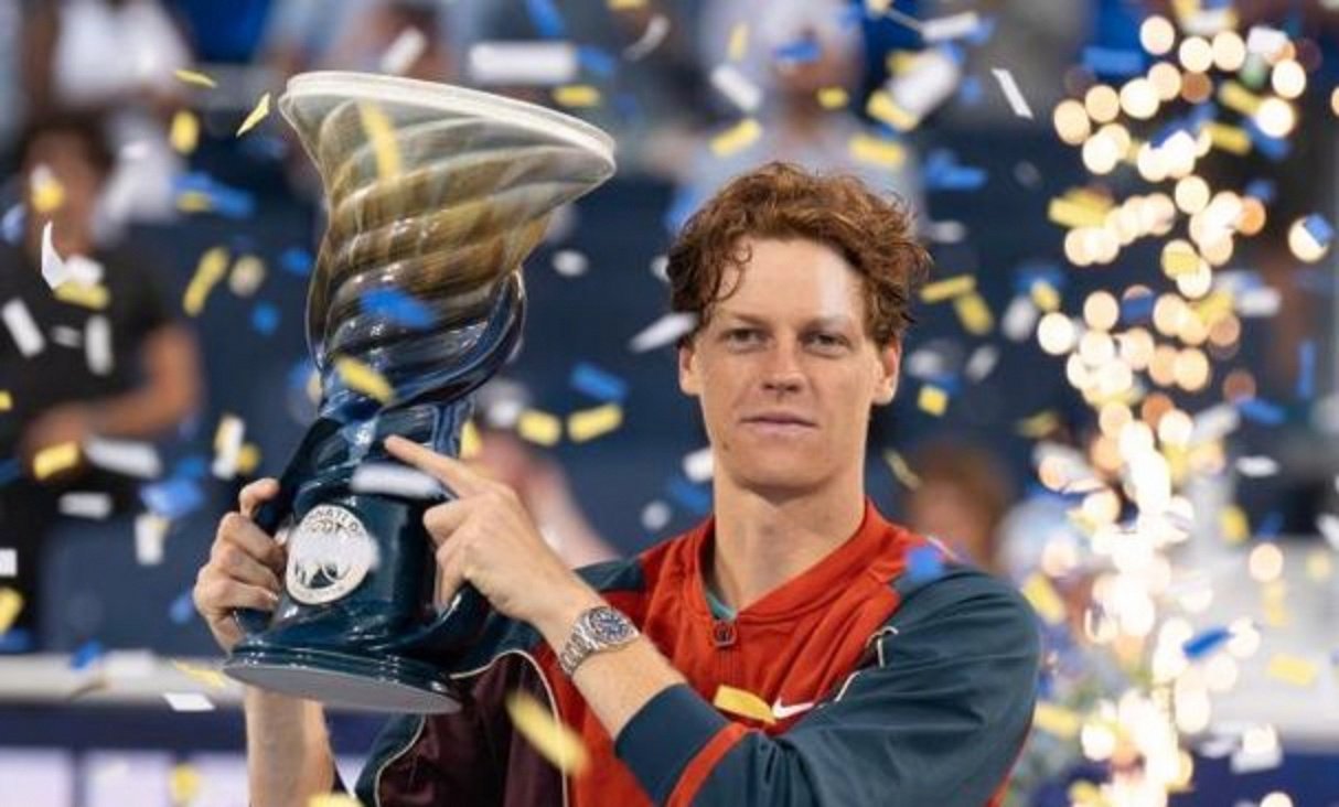 蒙特卡洛大师赛力克年终总决赛，辛纳统治全场