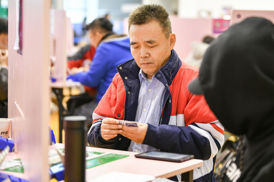 置善瑞明意外力克雅加达竞技,创造历史 置善瑞明意外力克雅加达竞技,创造历史