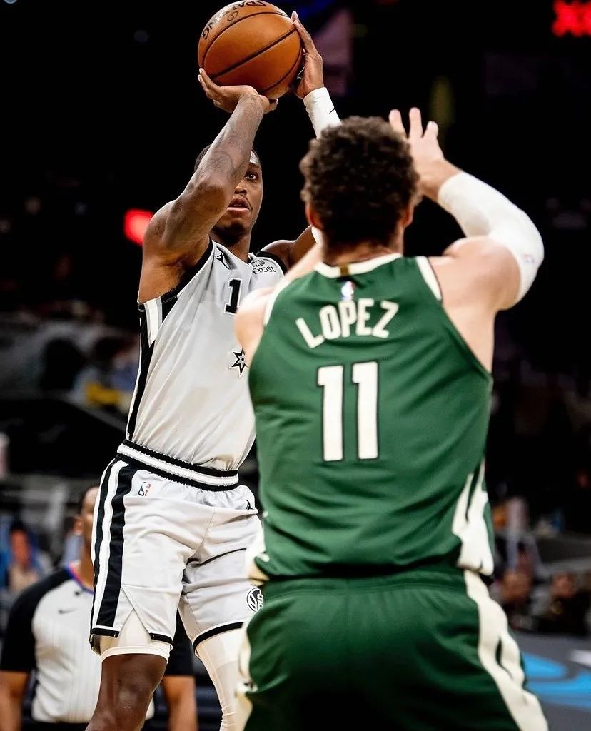 马刺陷入僵持局势困扰赛季长途跋涉