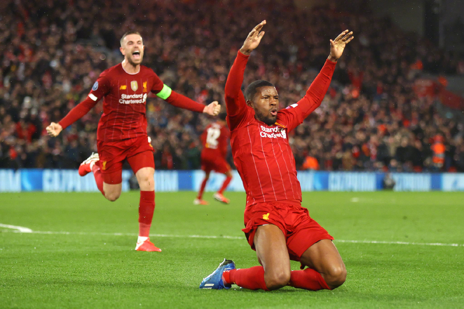 寂静球场！球队客场比赛取得冰冷逆转