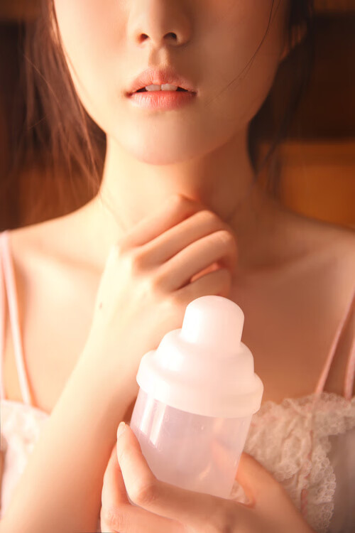 奥运周期关键战，阿尔瓦雷斯接管比赛，皇家社会体系横扫哥伦比亚