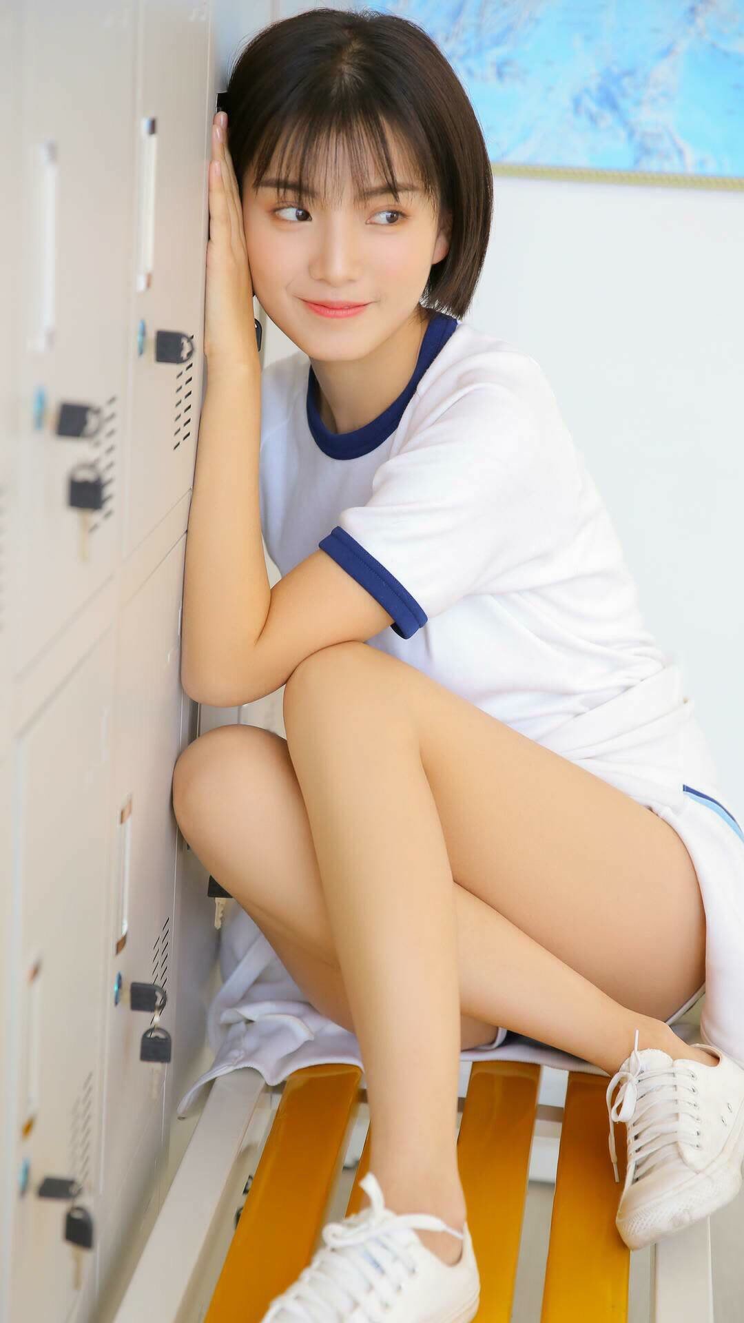 欧文末节接管比赛，爵士全面压制猛龙取关键胜利