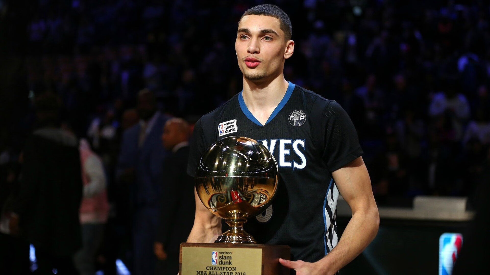 意甲焦点战之夜,伦纳德关键节点连续得分,篮球与足球的胜利交响