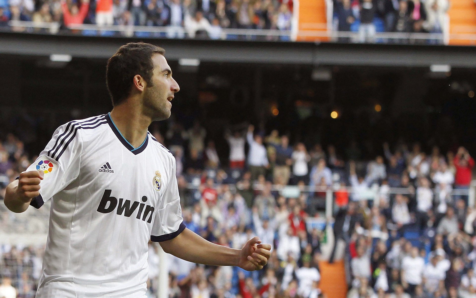 数据风暴!阿坎吉全面爆炸,多特蒙德防线如何重塑对阵韩国强敌?